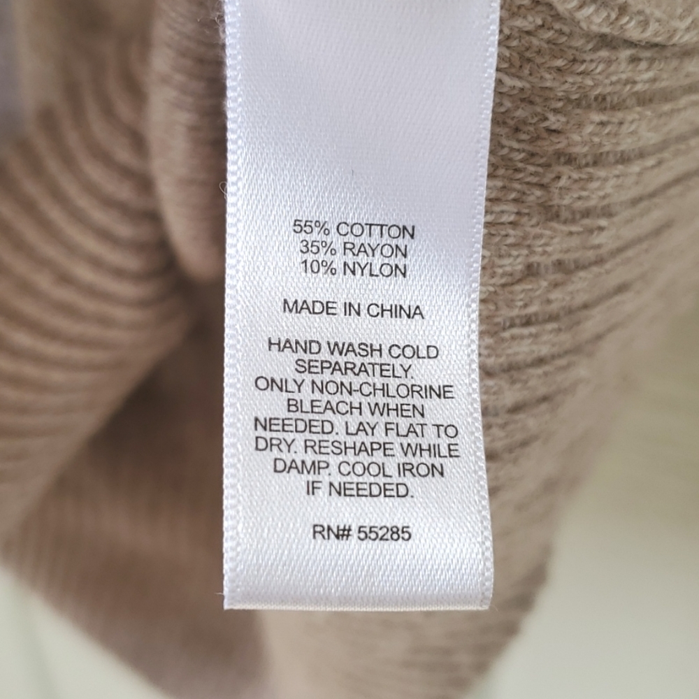 Express Sweater - Picture 7 of 7